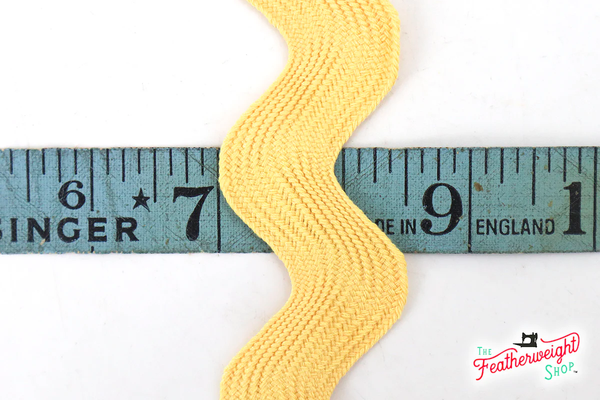 1 1/2" Inch JUMBO RIC RAC - BUTTER YELLOW (by the yard) - Image 2