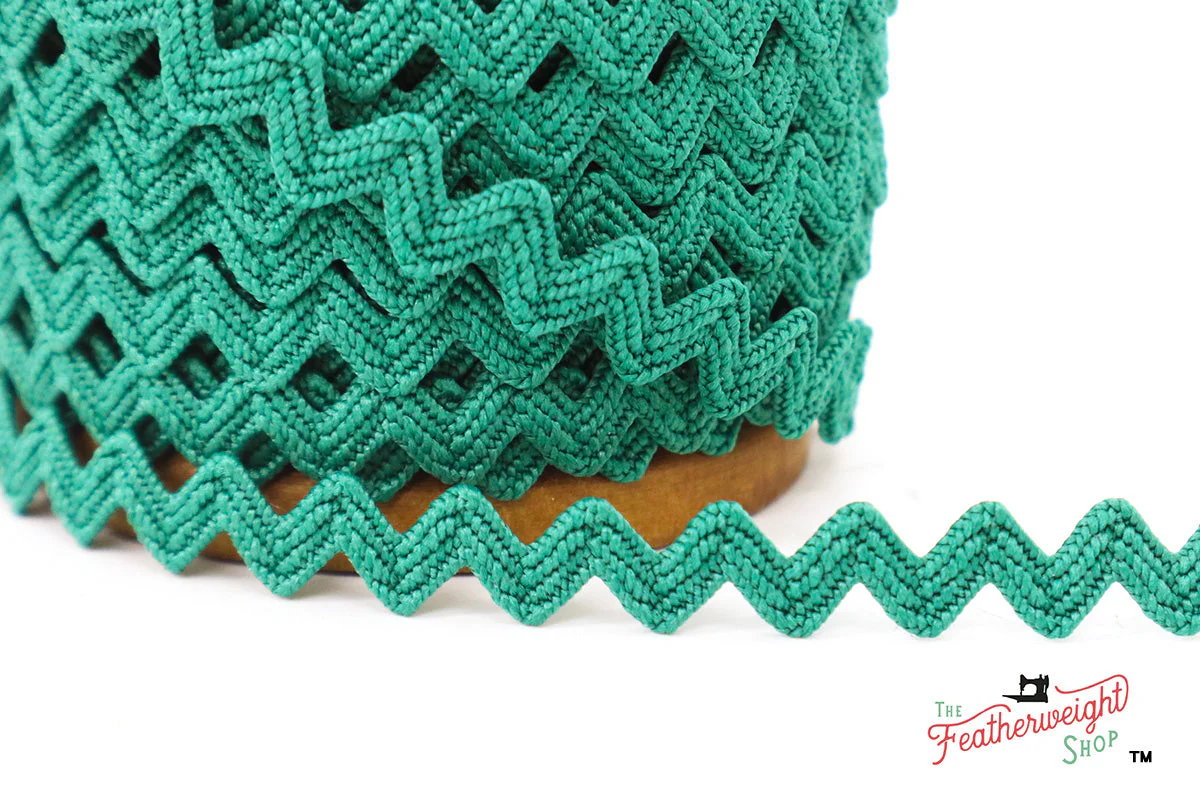 1/4" Inch JADE VINTAGE TRIM RIC RAC by Lori Holt (by the yard)