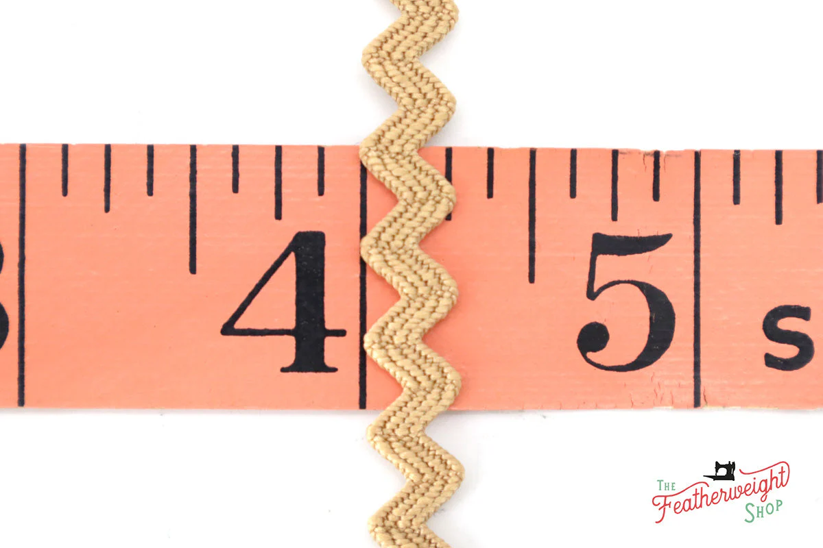 1/4" Inch NUTMEG VINTAGE TRIM RIC RAC by Lori Holt (by the yard) - Image 2