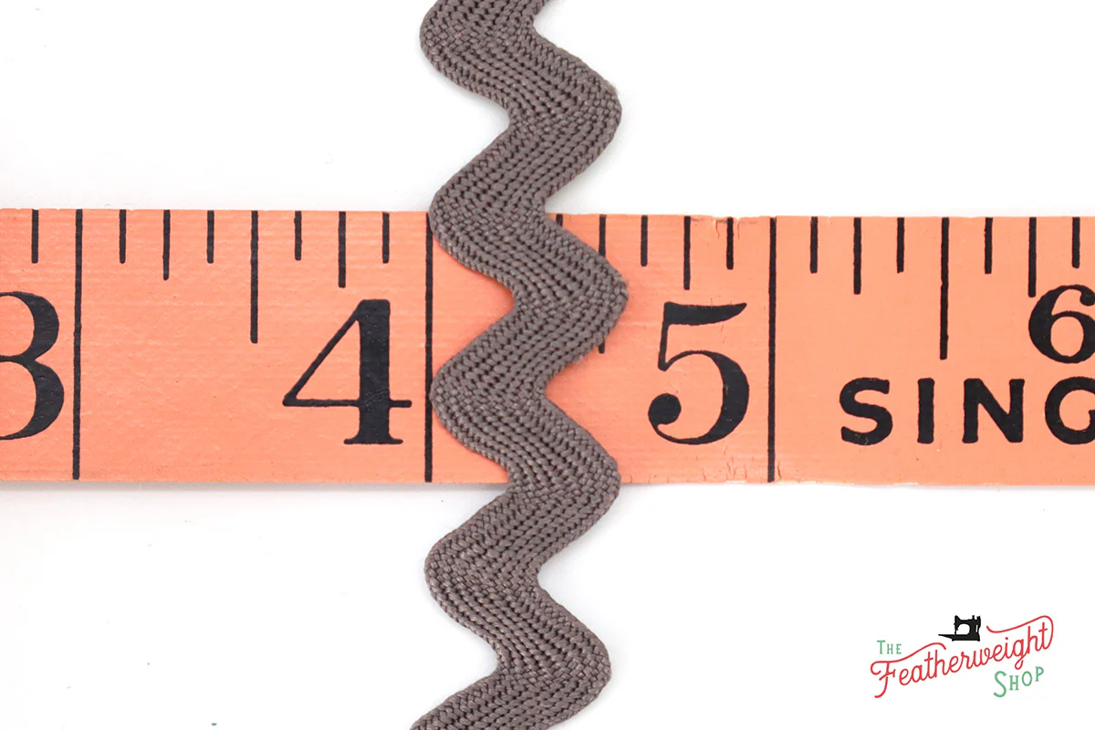 5/8" Inch STEEL VINTAGE TRIM Large RIC RAC by Lori Holt (by the yard) - Image 2
