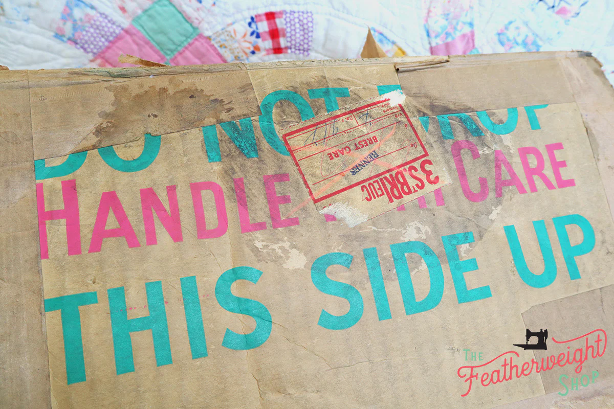 Cardboard Singer Box for 222K Featherweight - (Vintage Original Box Only) - Image 4