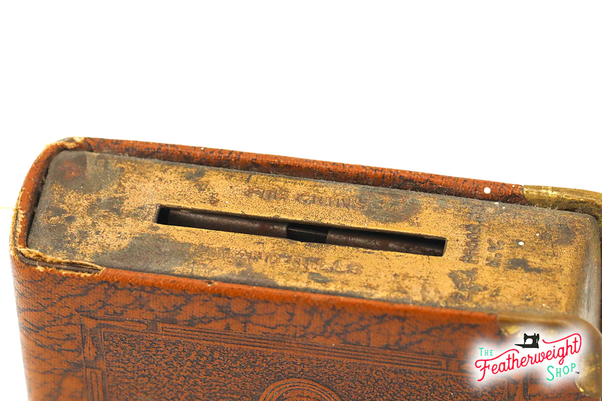 Coin Bank, Singer (Vintage Original) - RARE - Image 9