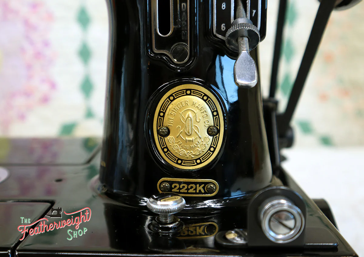 Singer Featherweight 222K Sewing Machine EK62883* - Image 17