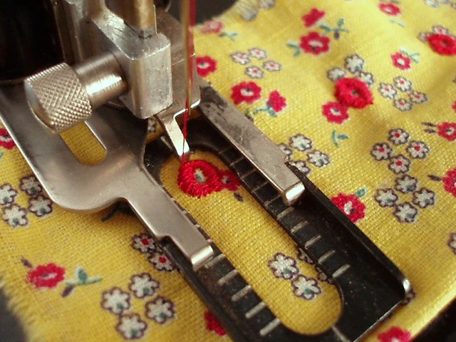 Eyelet Cam for the Singer Buttonholer (NEW) - Image 10