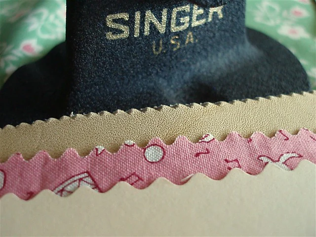 Hand Crank Pinker, Singer (Vintage Original) - Image 7