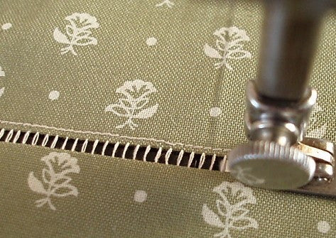 Hemstitching Veining Attachment, Singer (Vintage Original) - Older Style - Image 11