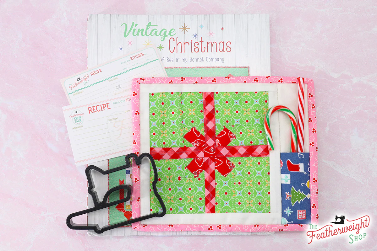KIT, Vintage Christmas Merry Mug Mat PRESENT UNDER THE TREE (Pattern Book Optional) - Image 3