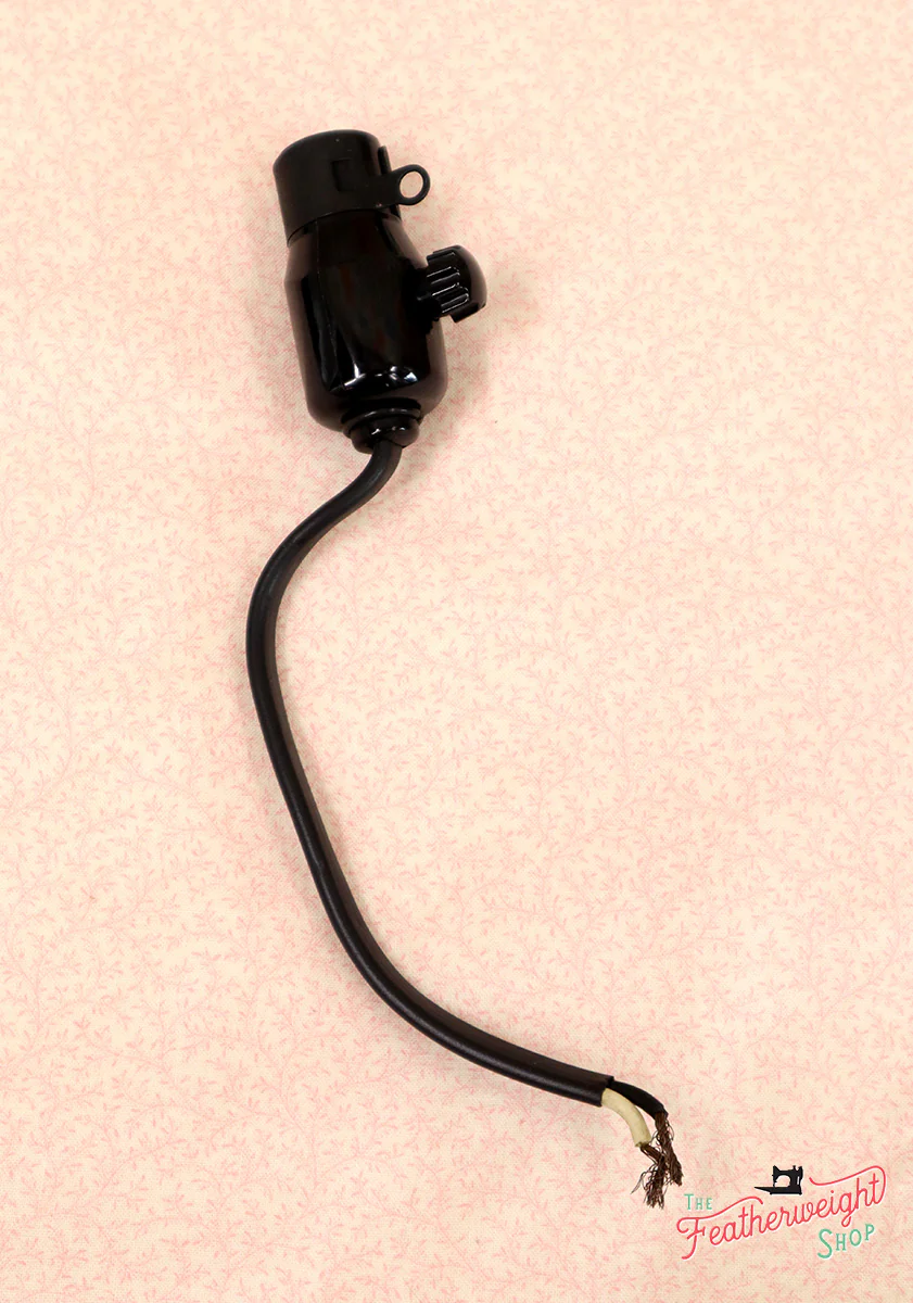 Light Socket, 301 Singer (Vintage Original) - Image 2