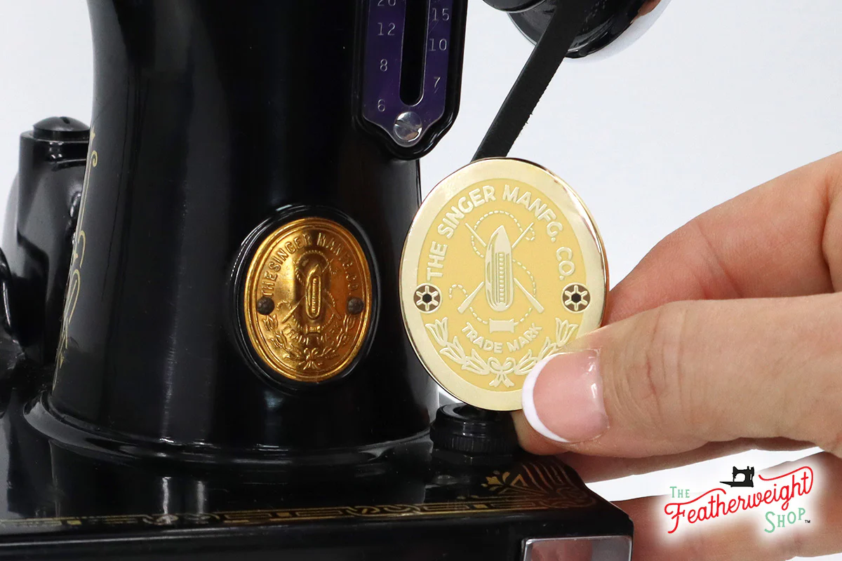 Needle Minder, PIN PAL - Singer's Standard Gold Badge - Image 2