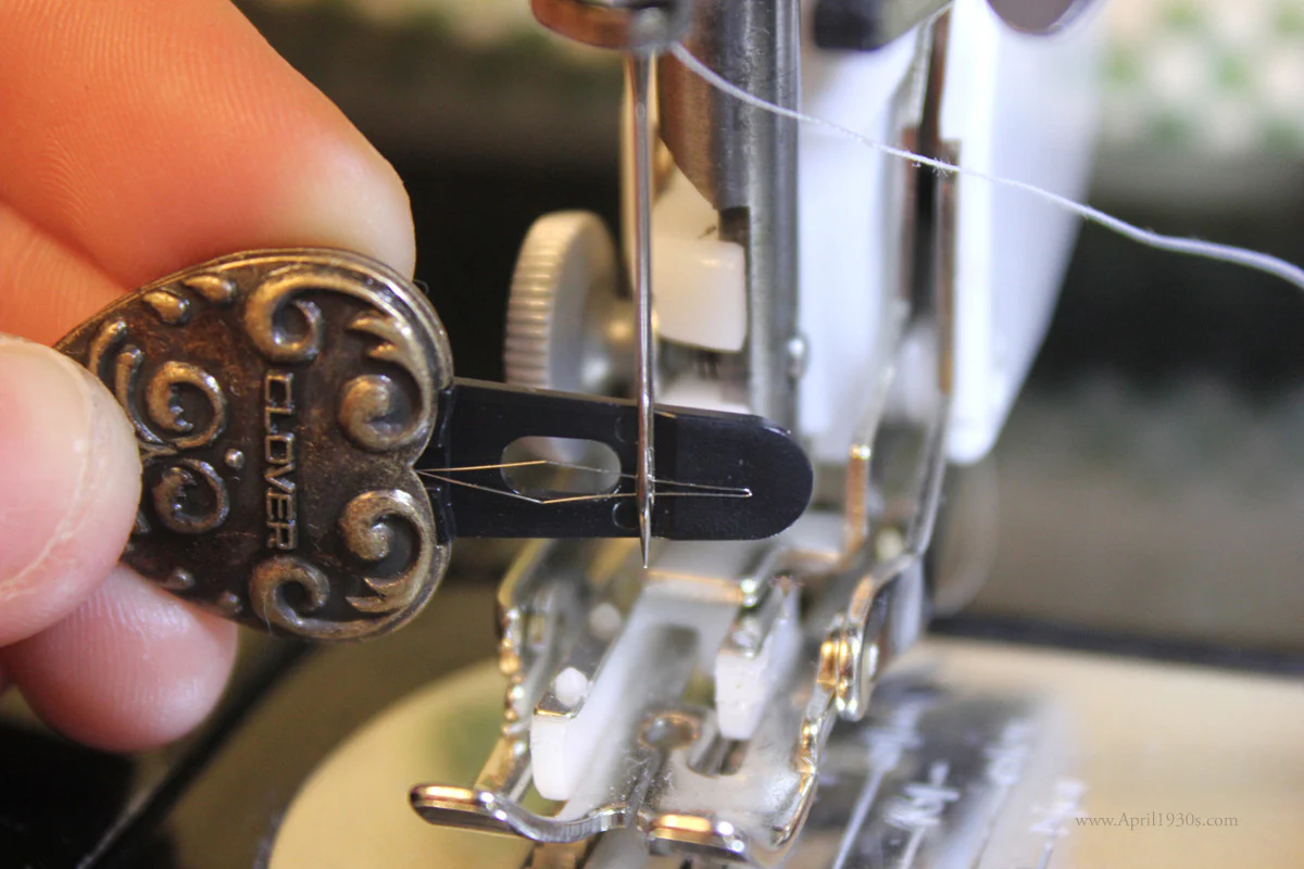 Needle Threader - Image 3