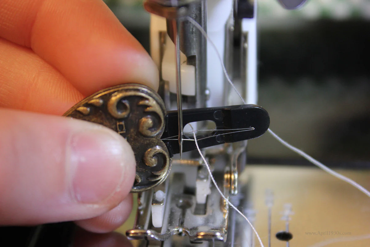 Needle Threader - Image 4