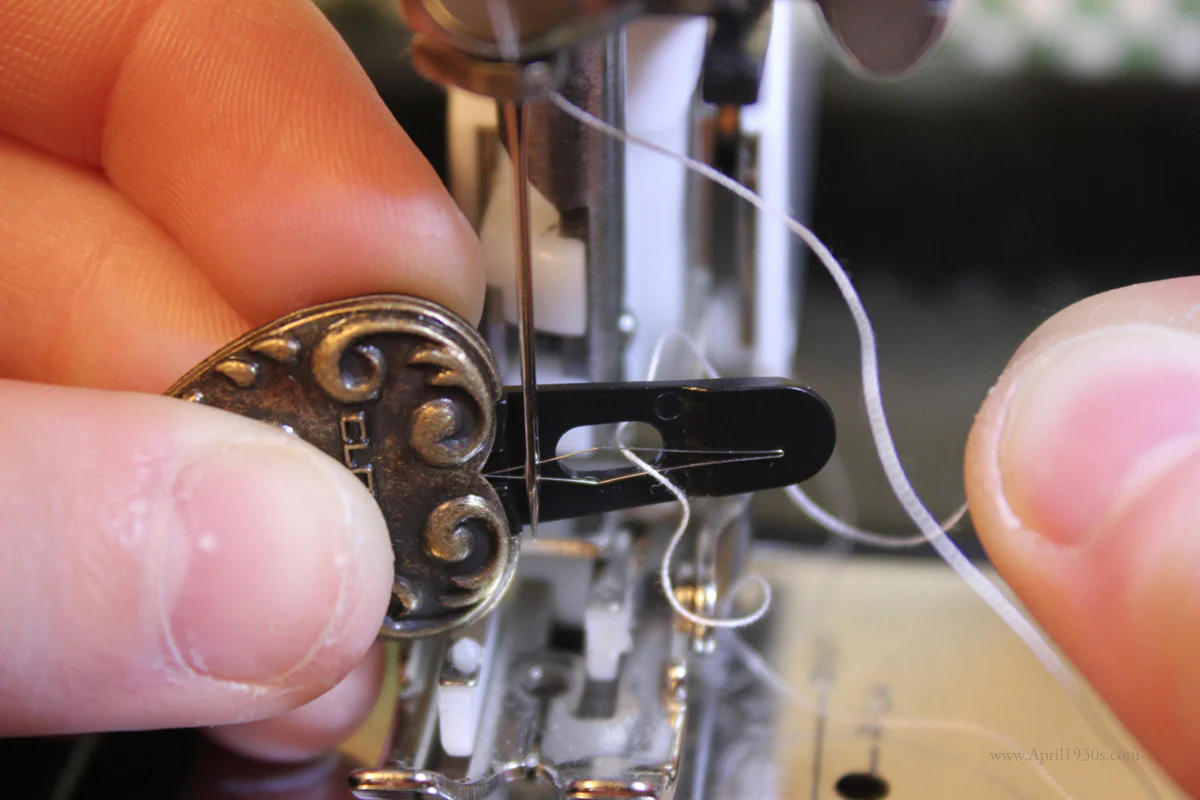 Needle Threader - Image 5