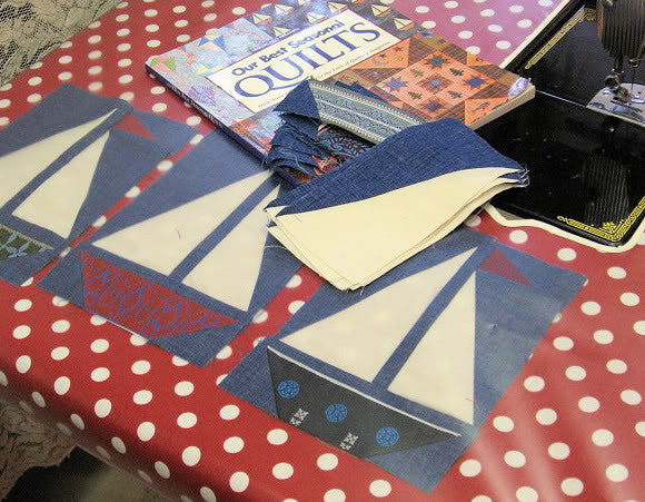 Pattern, Featherweight Table Cover (digital download) - Image 8