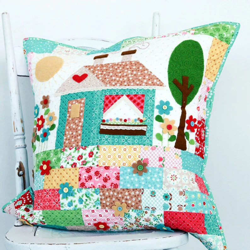 PATTERN, GRANNY'S HOUSE PILLOW Pattern by Lori Holt of Bee in my Bonnet - Image 3