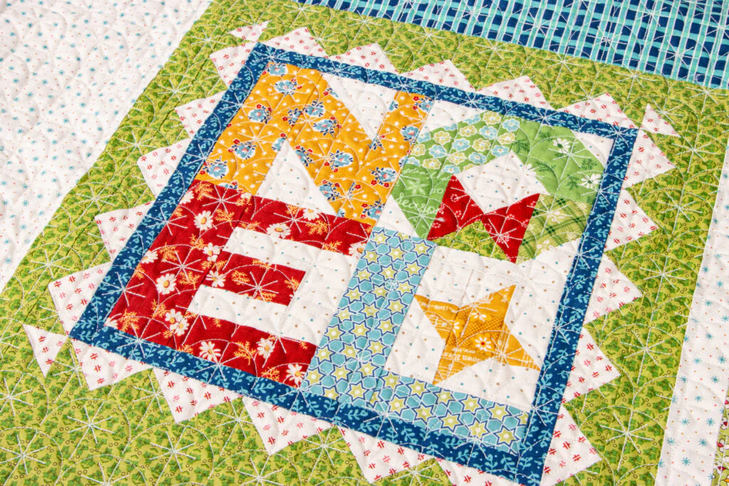 PATTERN, Poinsettia Christmas Stocking Quilt Seeds ~  No. 2 Block by Lori Holt - Image 3