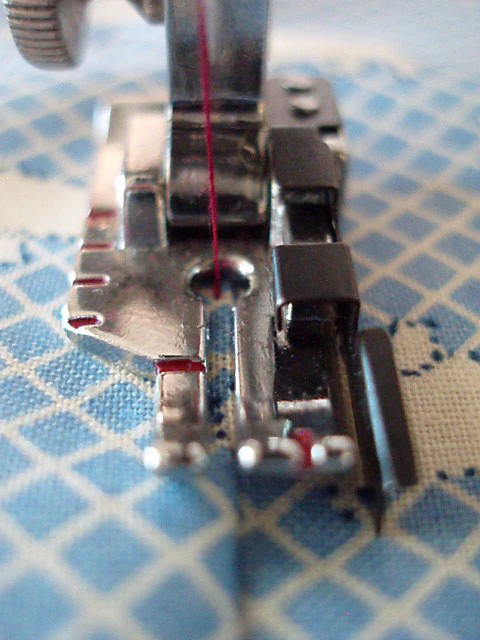 Quarter Inch (1/4") Foot, SNAP-ON - SCANT - Image 4