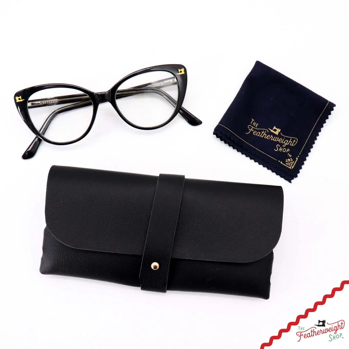 Reading Glasses, Featherweight Readers With Case - Image 2