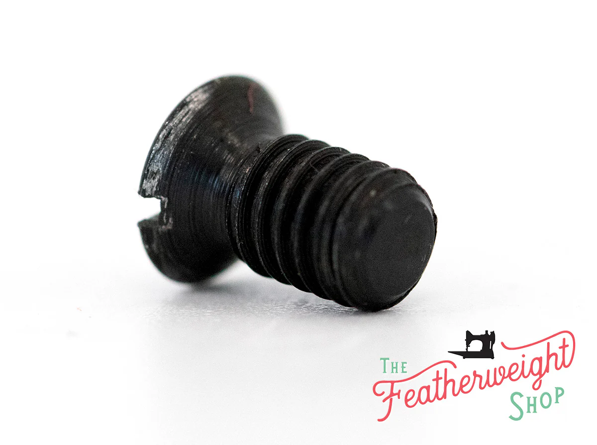 Screw, Vintage Replacement for Singer Featherweight Amoeba Feed Cover Plate - Image 2