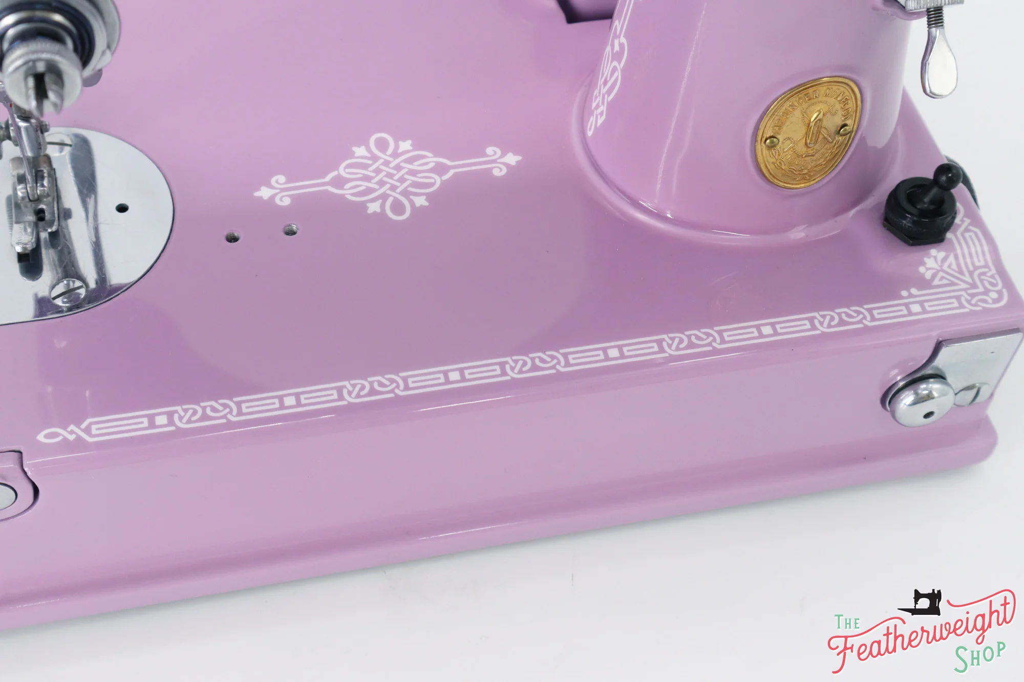 Singer Featherweight 221 AD7227** - Fully Restored in Wisteria - Image 9