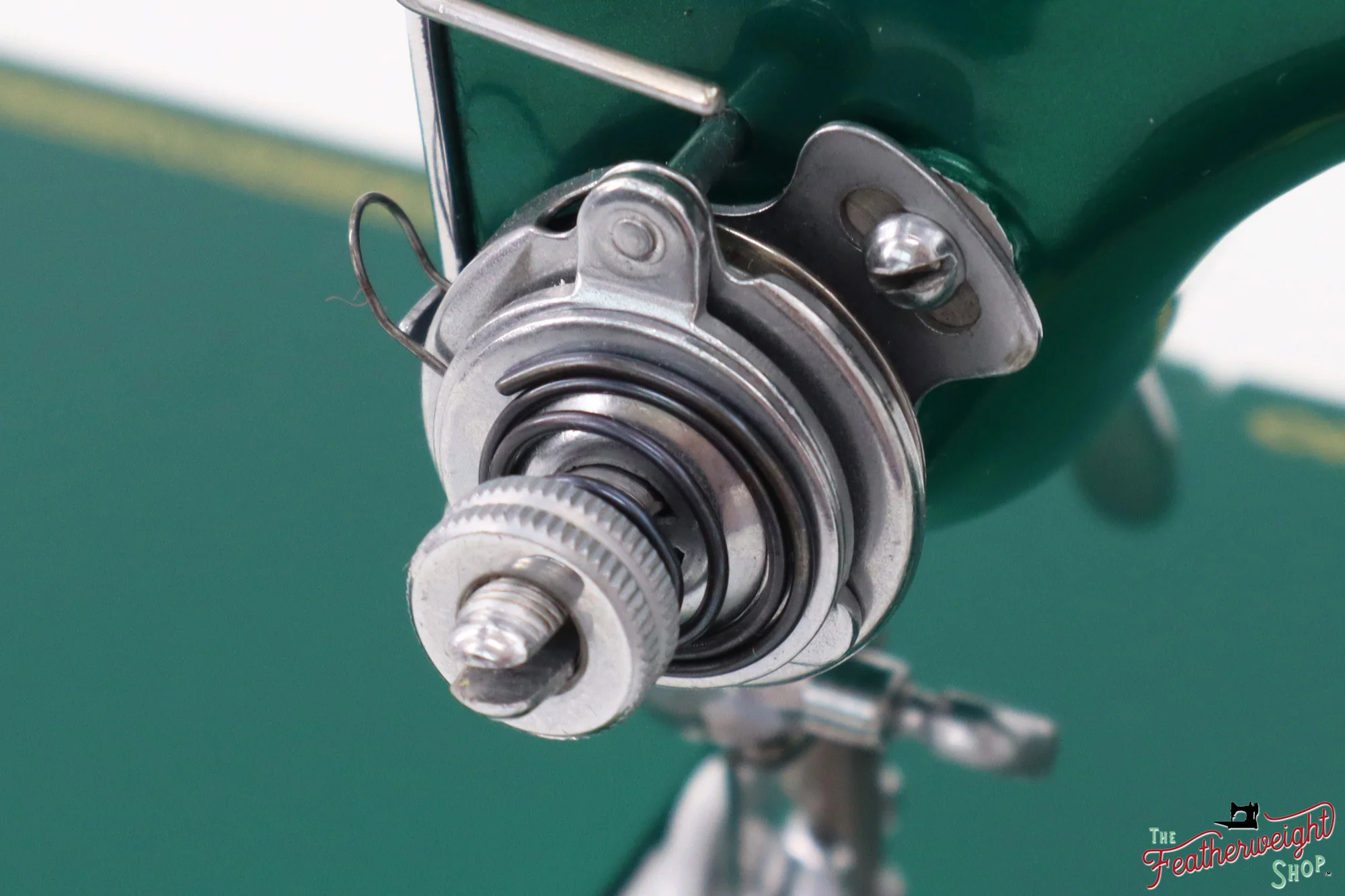 Singer Featherweight 221, AE055*** - Fully Restored in Emerald Green - Image 16