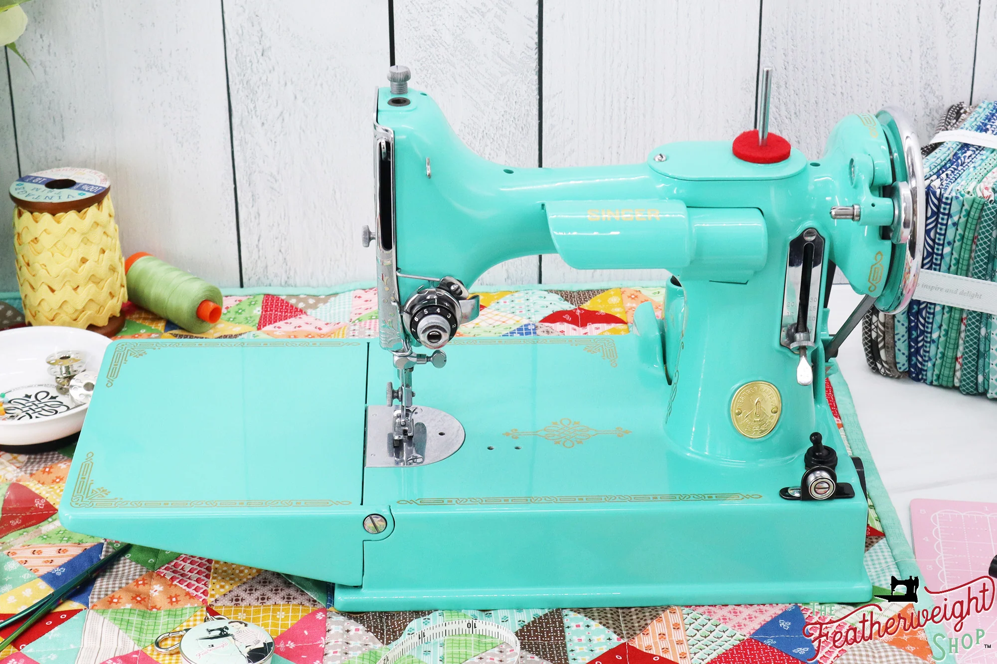 Singer Featherweight 221 AF0819** - Fully Restored in Caribbean Sea Green - Image 3