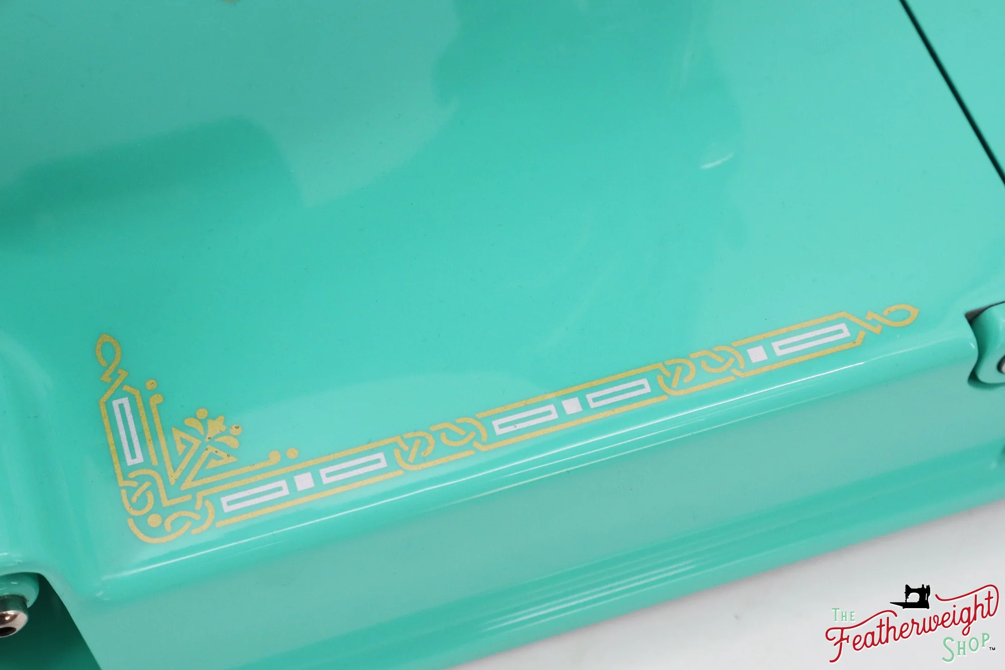 Singer Featherweight 221, AF08193* - Fully Restored in Caribbean Sea Green - Image 11