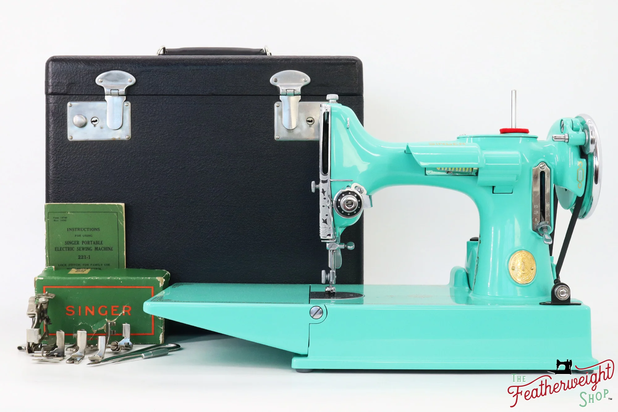 Singer Featherweight 221, AF08193* - Fully Restored in Caribbean Sea Green - Image 2