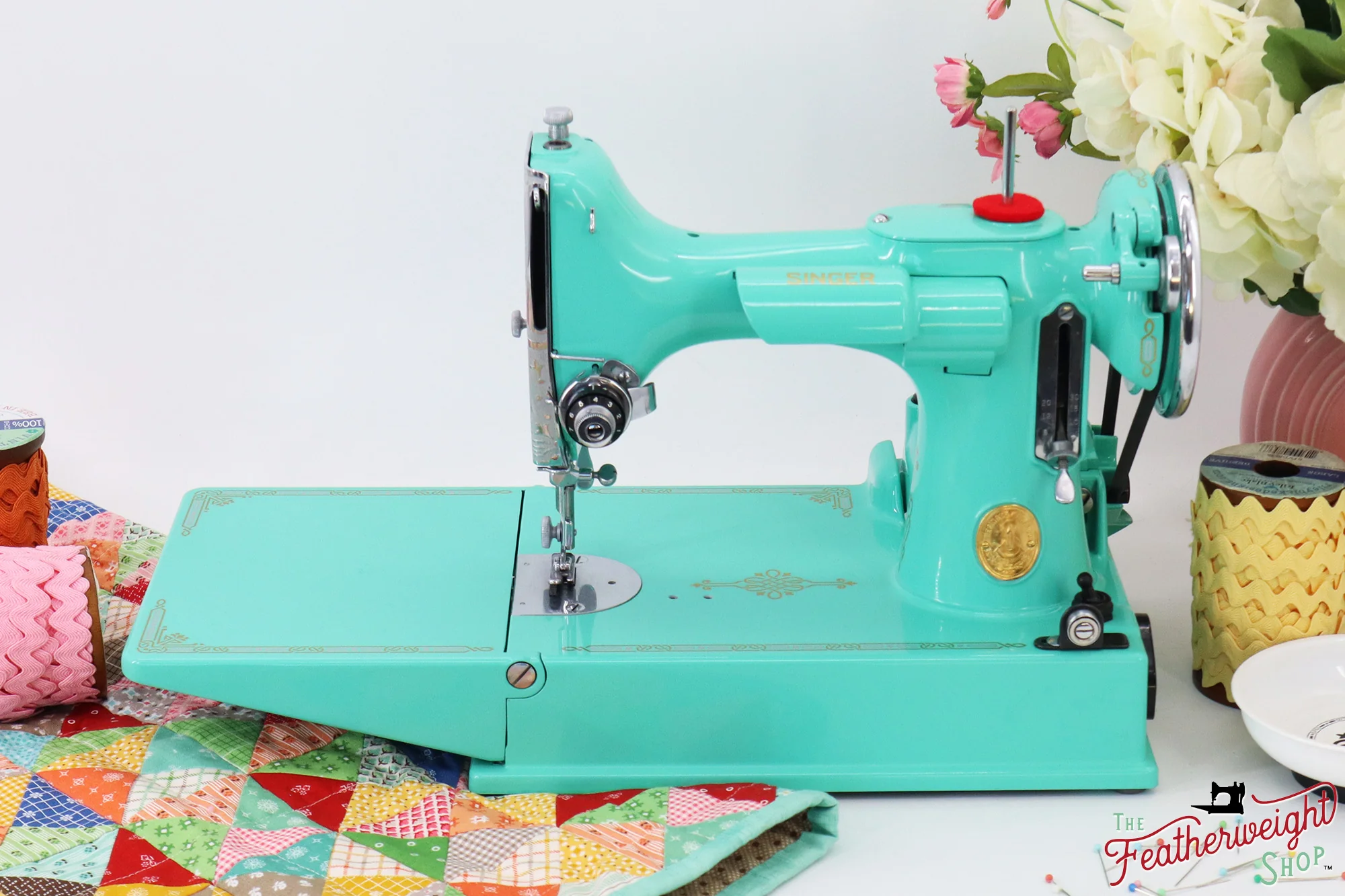 Singer Featherweight 221, AF08193* - Fully Restored in Caribbean Sea Green - Image 3