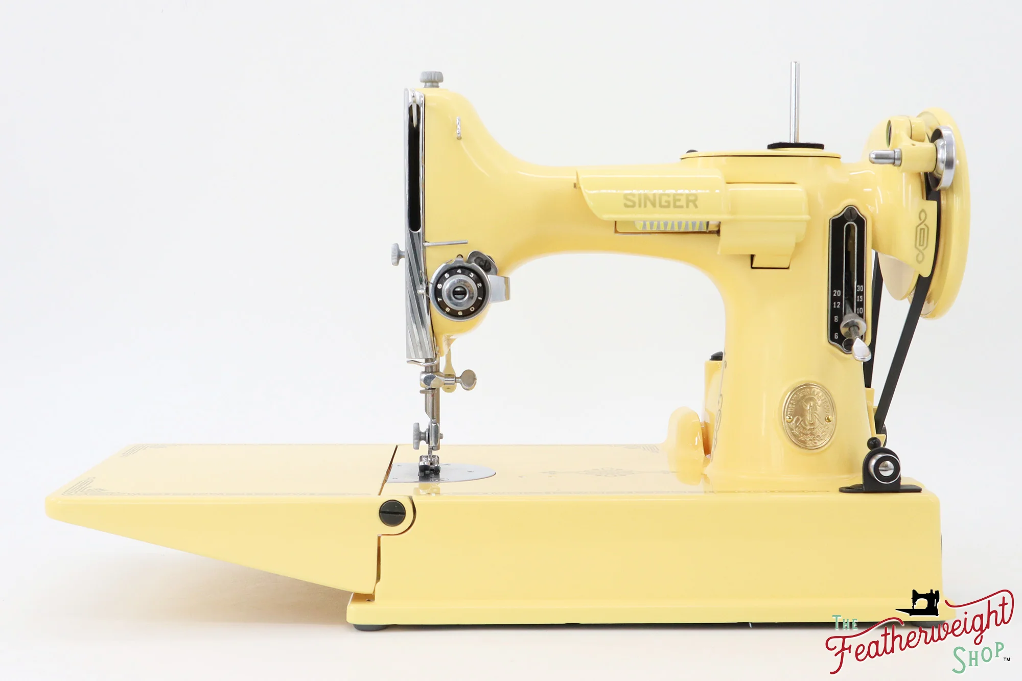 Singer Featherweight 221, AH6642** - Fully Restored in Happy Yellow - Image 3