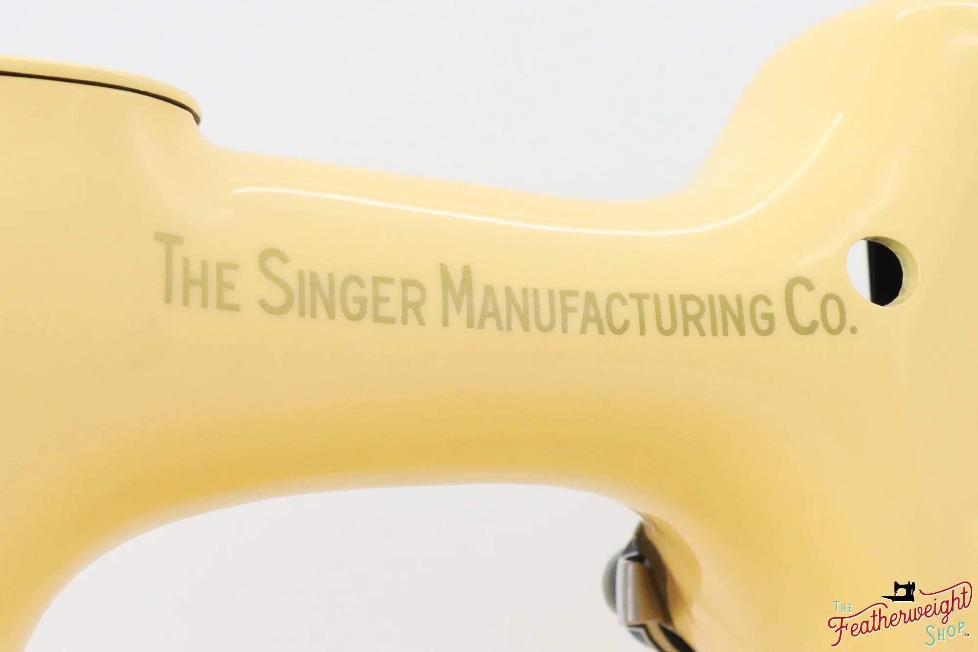 Singer Featherweight 221, AK578*** - Fully Restored in Happy Yellow - Image 13
