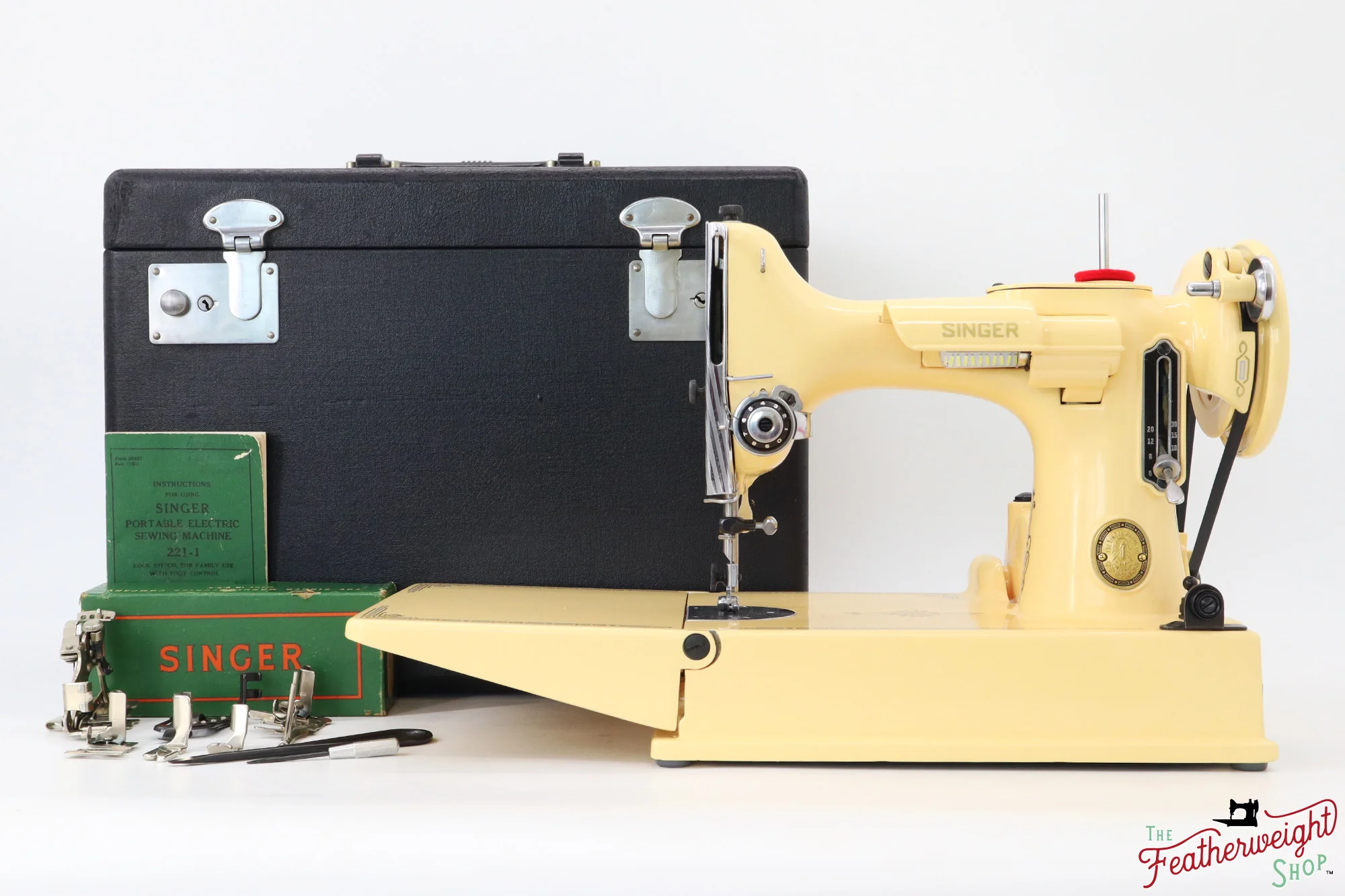 Singer Featherweight 221, AK578*** - Fully Restored in Happy Yellow - Image 2