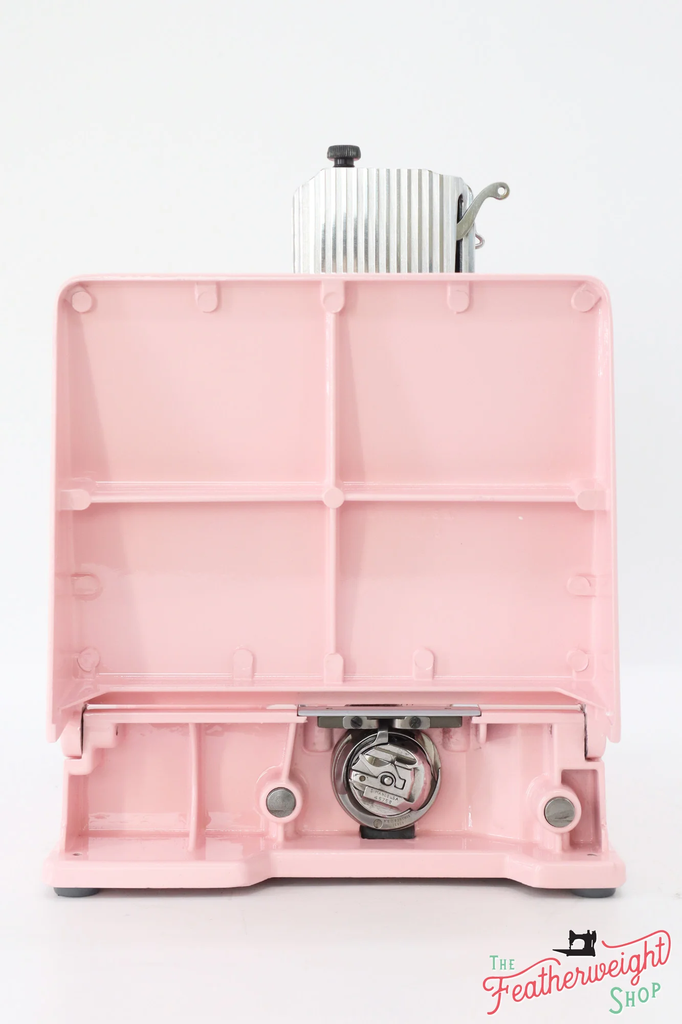 Singer Featherweight 221, AL177*** - Fully Restored in Poodle Skirt Pink - Image 6