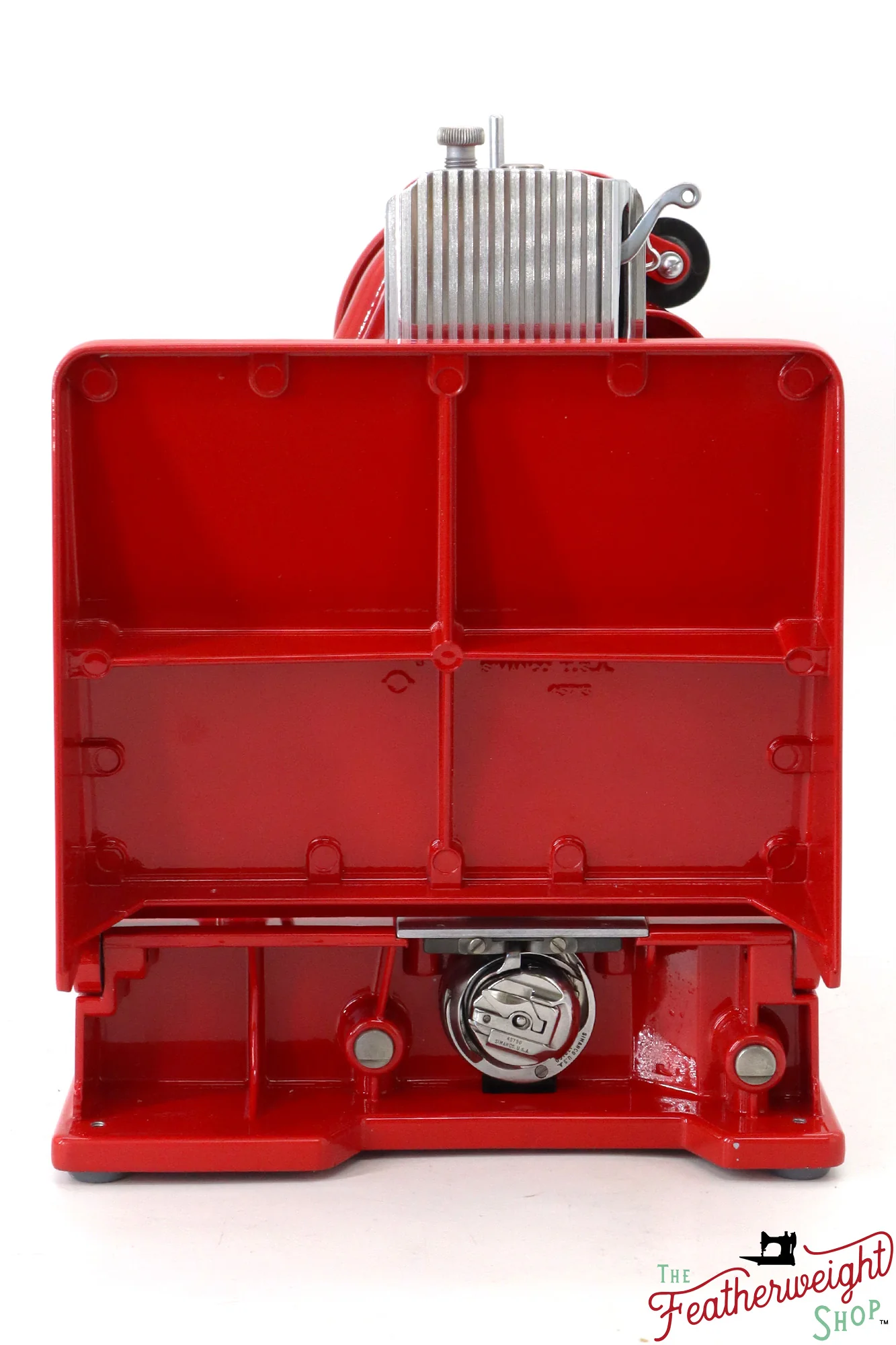 Singer Featherweight 221, AM696*** - Fully Restored in Liberty Red - Image 4