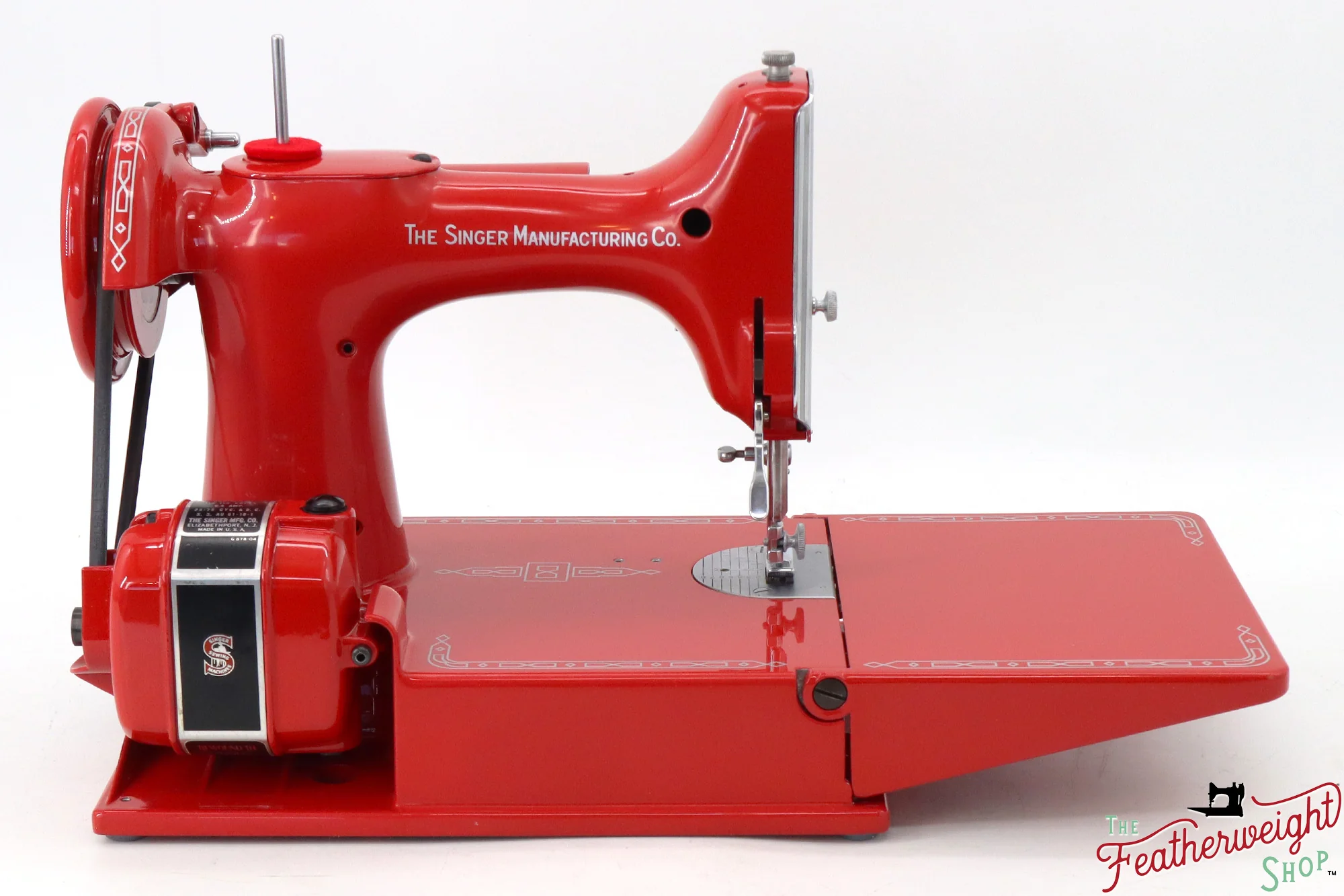 Singer Featherweight 221, AM696*** - Fully Restored in Liberty Red - Image 6