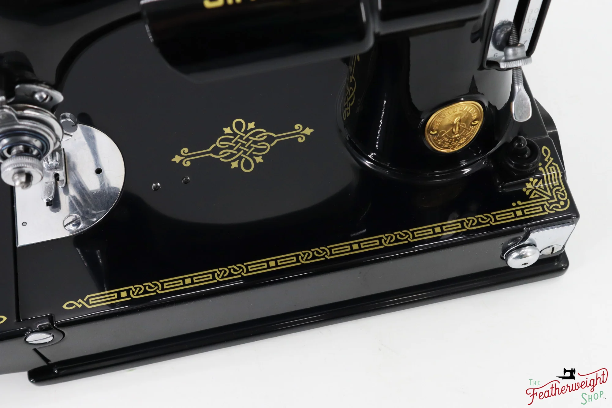 Singer Featherweight 221, "First-Run" 1933 AD5477** - Fully Restored in Gloss Black - Image 7