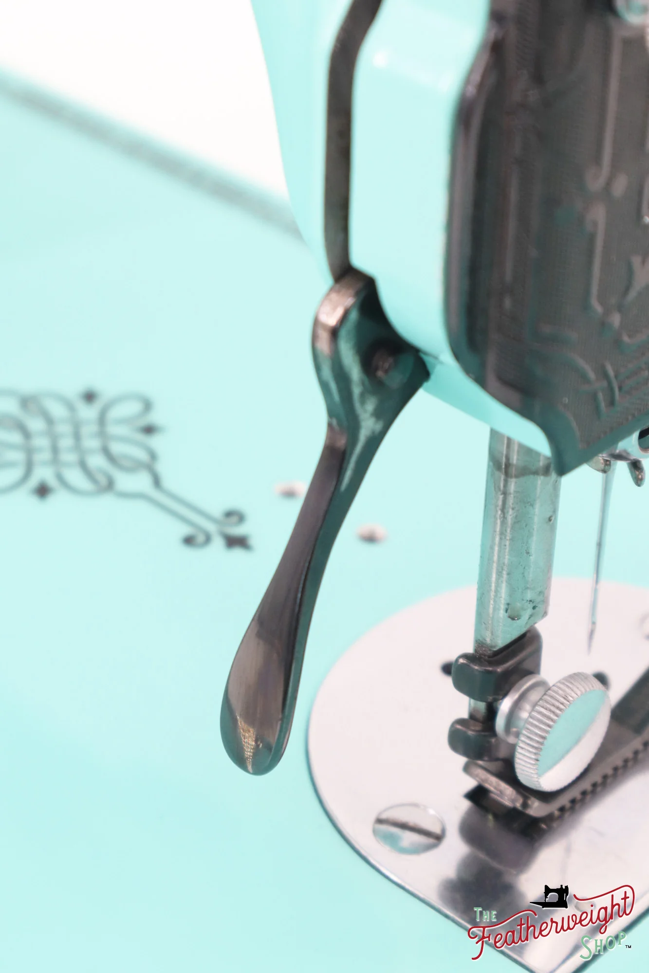 Singer Featherweight 221, RARE - Blackside, AG014*** - Fully Restored in Tiffany Blue - Image 13