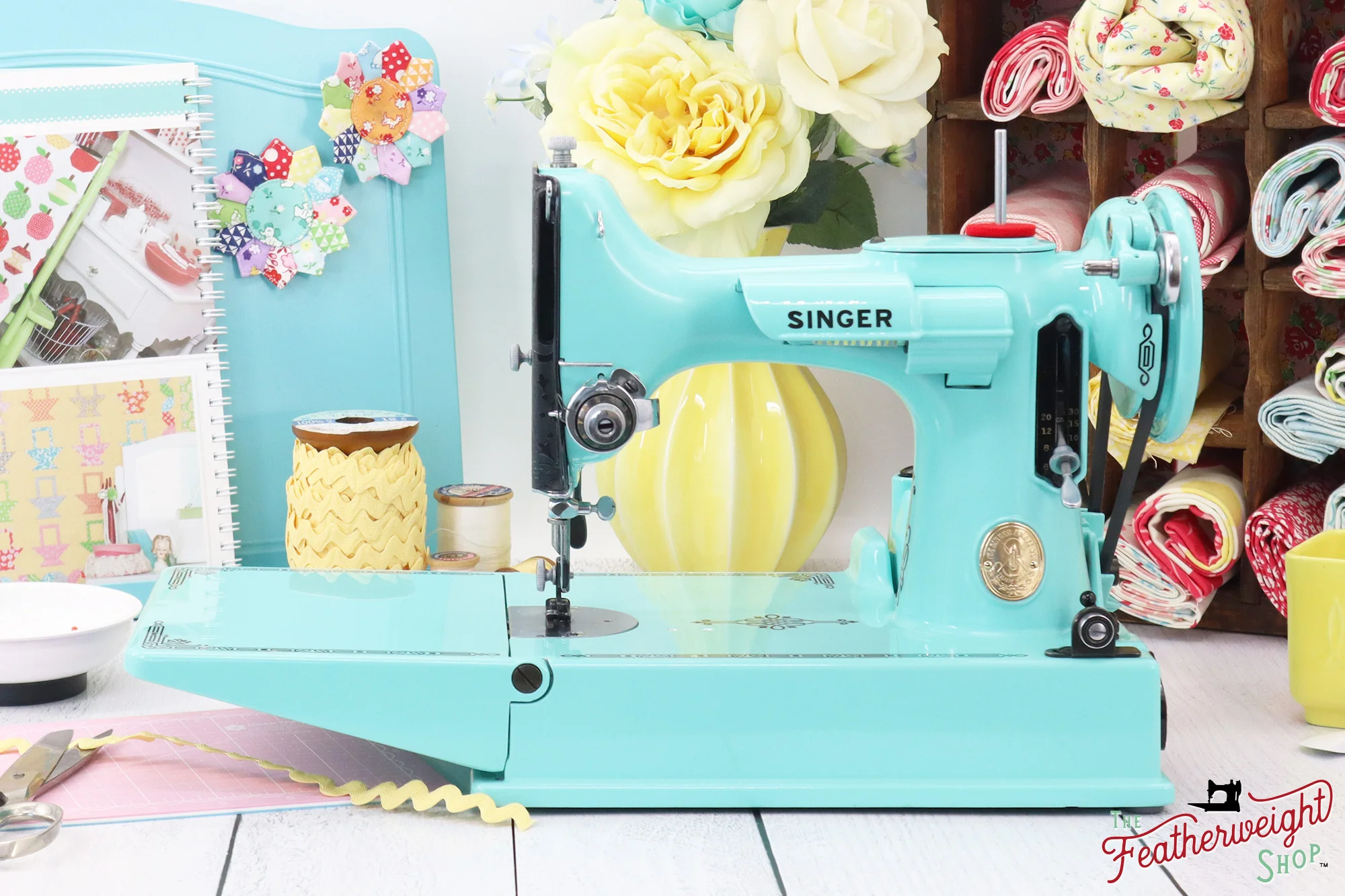Singer Featherweight 221, RARE - Blackside, AG014*** - Fully Restored in Tiffany Blue - Image 2