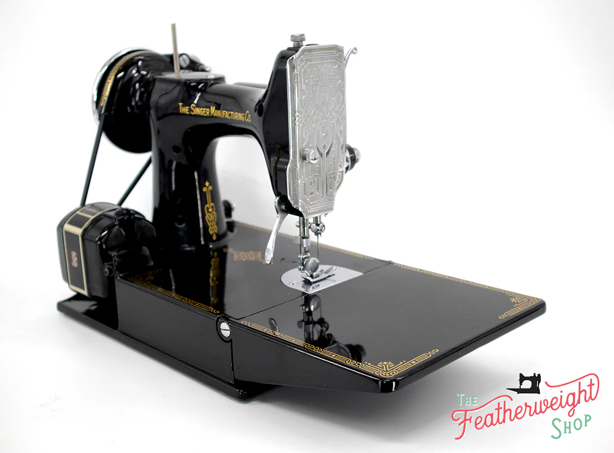 Singer Featherweight 221 Sewing Machine, AF391*** - Corduroy Insert - RARE - Image 7