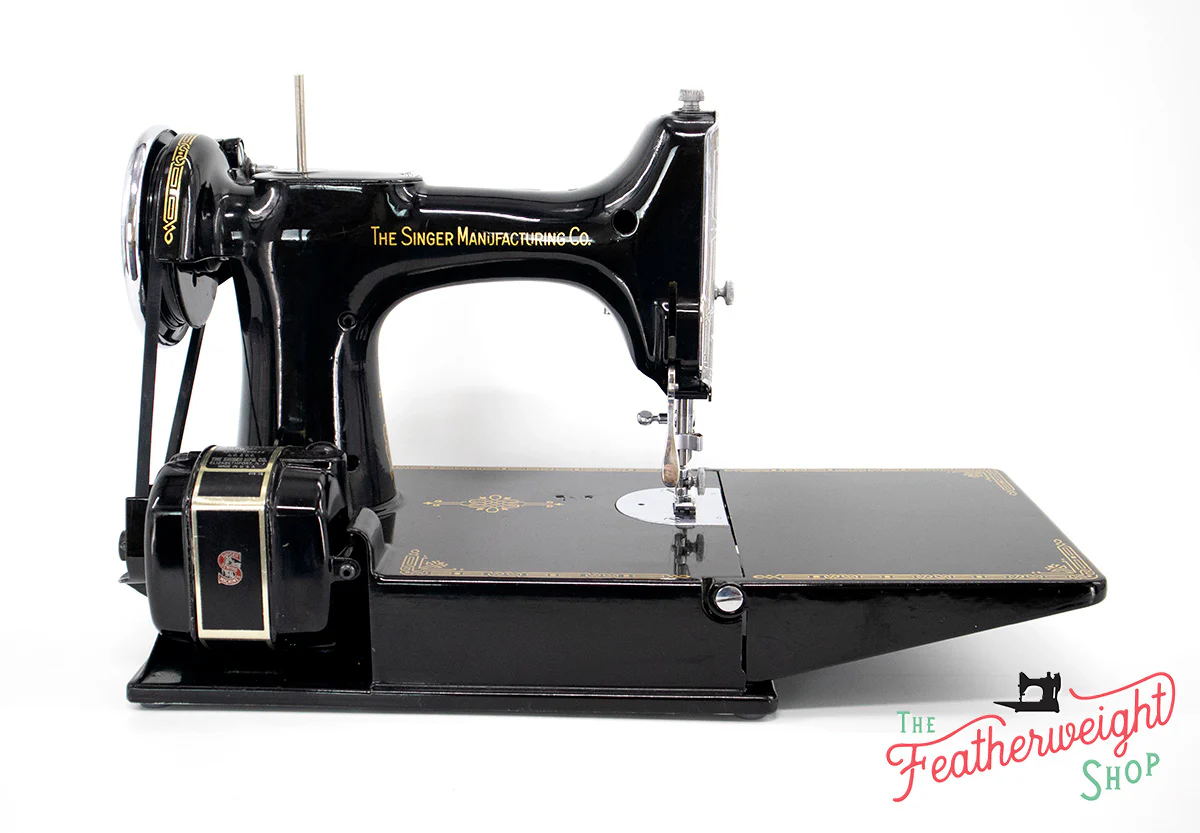 Singer Featherweight 221 Sewing Machine, AF391*** - Corduroy Insert - RARE - Image 8