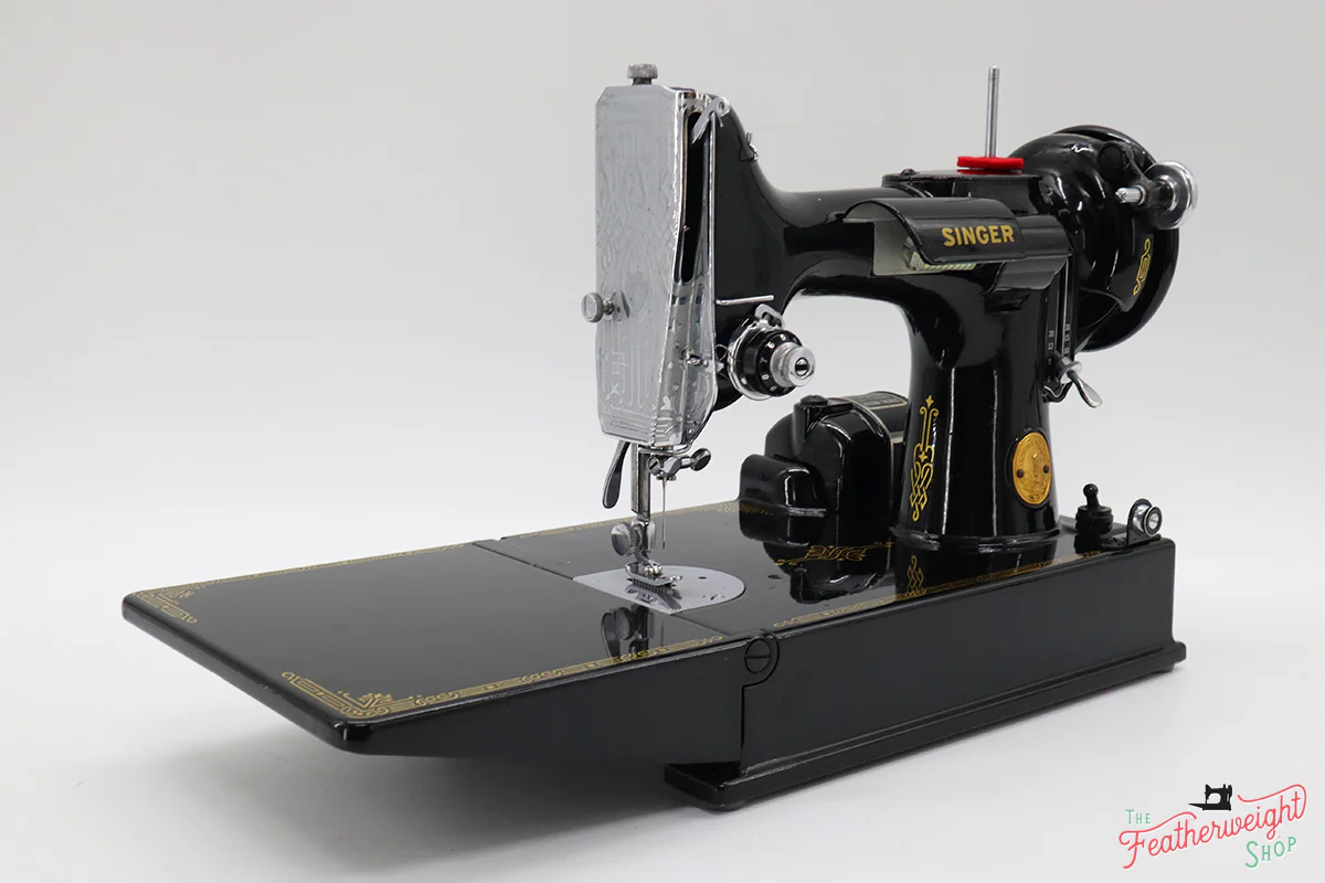 Singer Featherweight 221 Sewing Machine, AF760*** - Corduroy Insert - RARE - Image 4