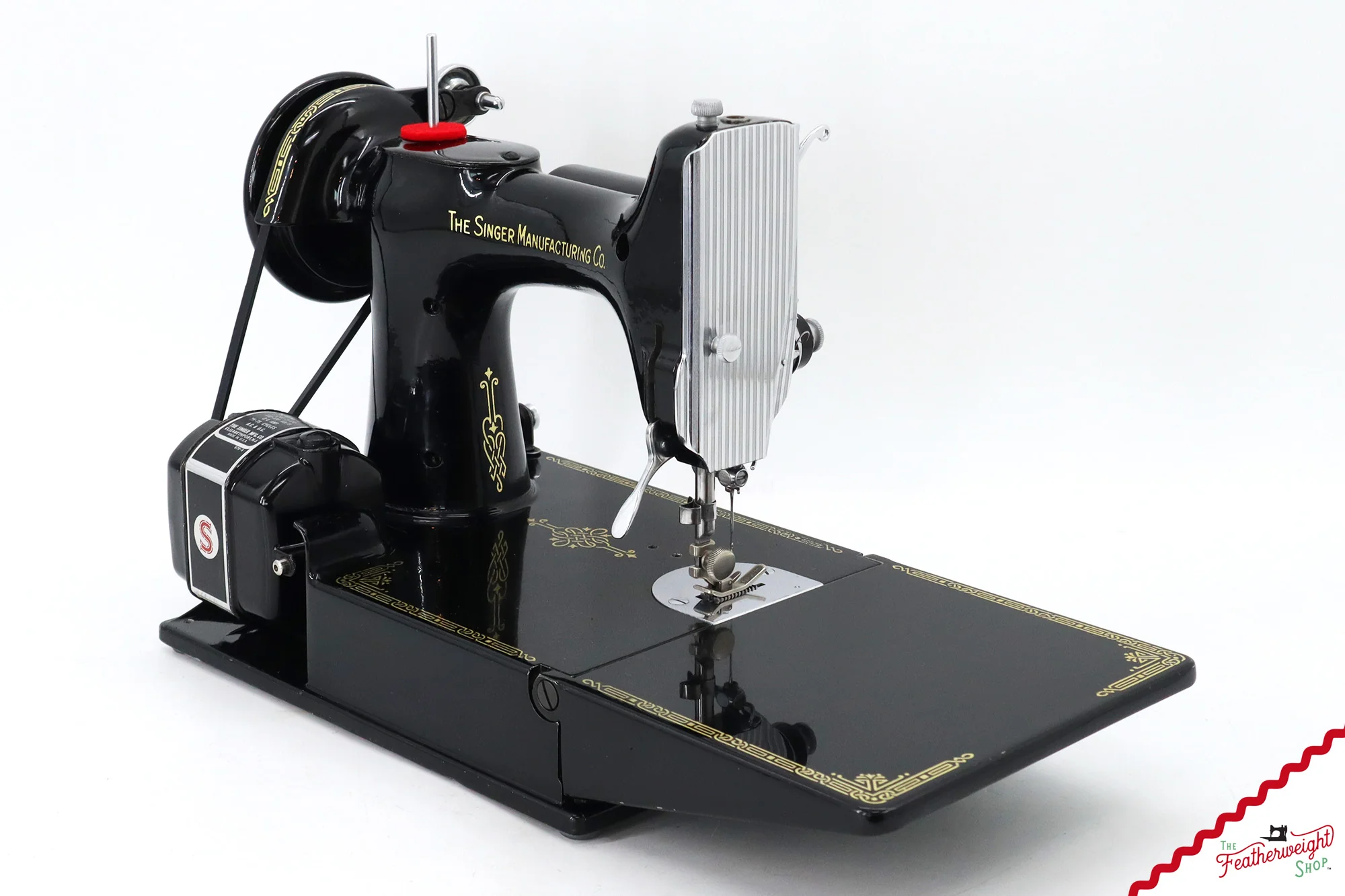 Singer Featherweight 221 Sewing Machine, AH982*** - 1948 - Image 5