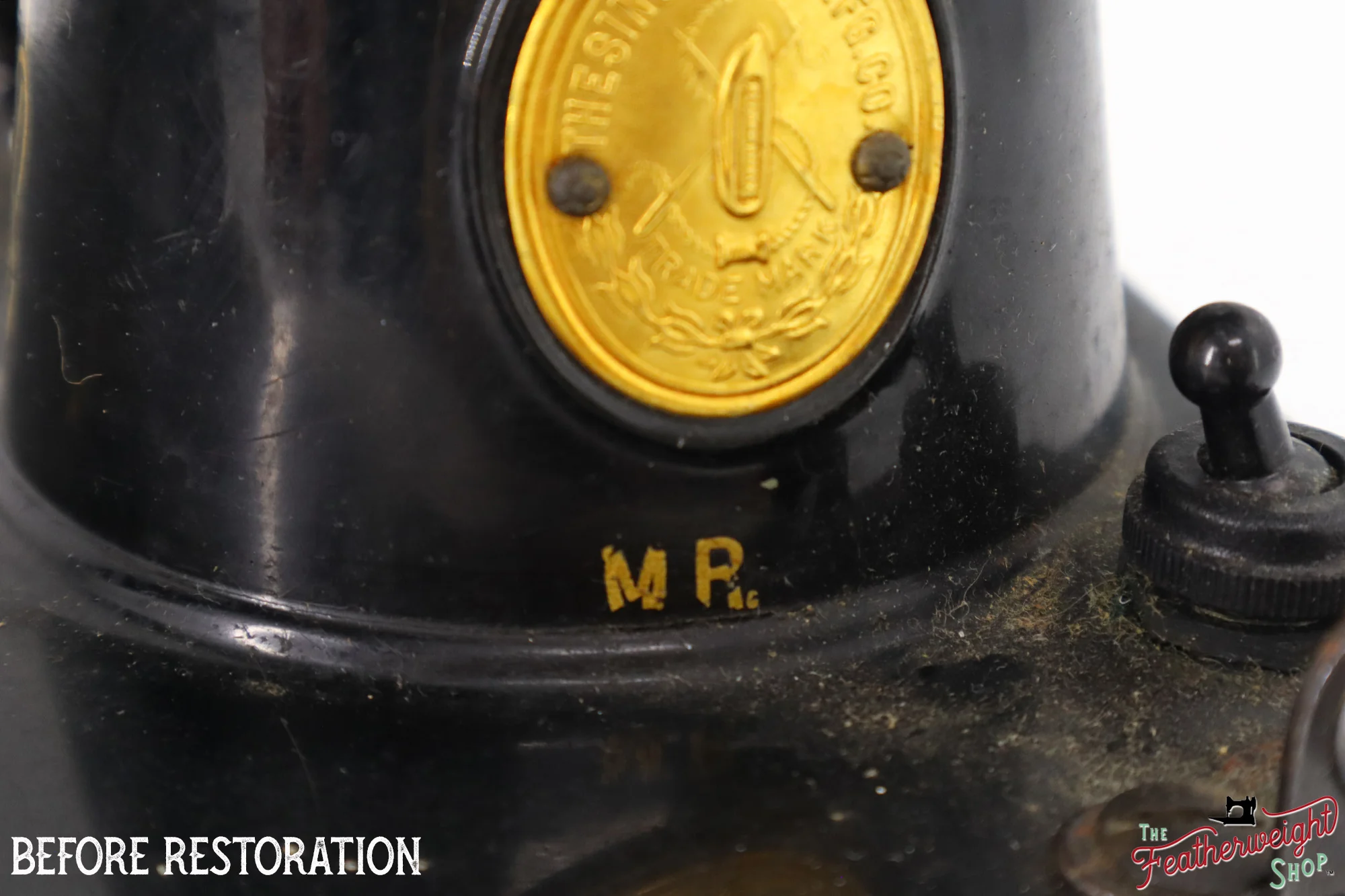 Singer Featherweight 221 Sewing Machine AJ010***, RARE M.R. Decal - Fully Restored in Gloss Black - Image 7