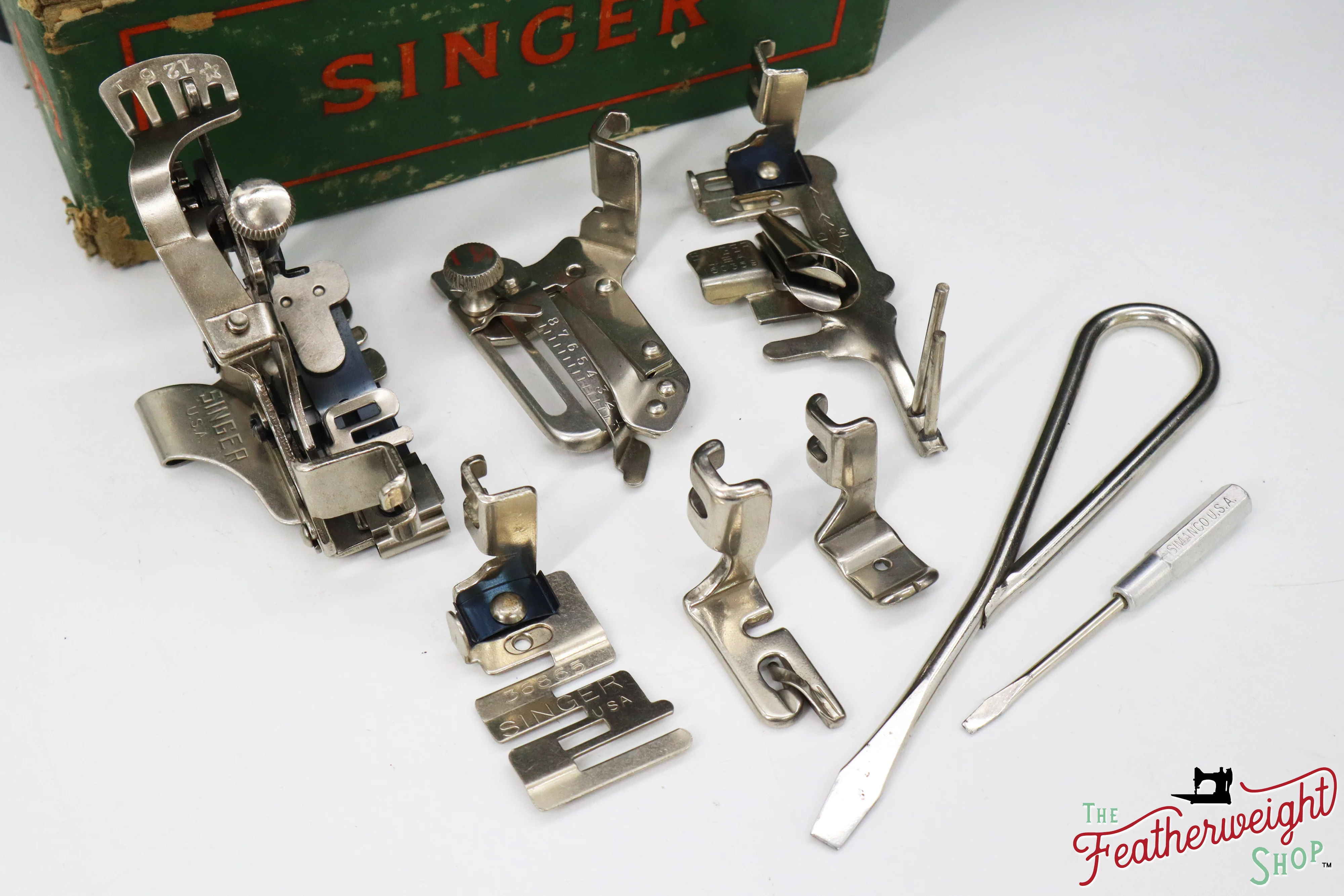 Singer Featherweight 221 Sewing Machine, AJ641*** - 1950 - Image 16