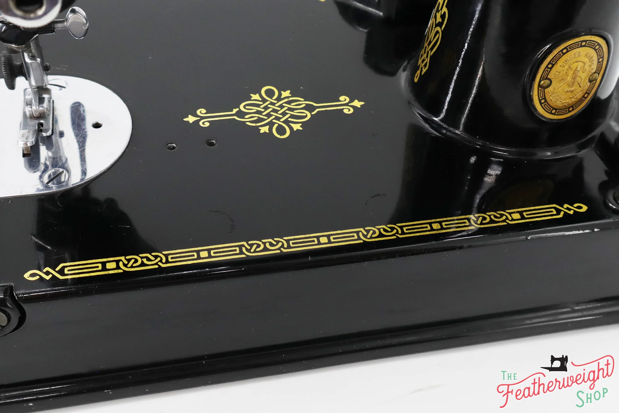 Singer Featherweight 221 Sewing Machine, AK585*** - Image 7