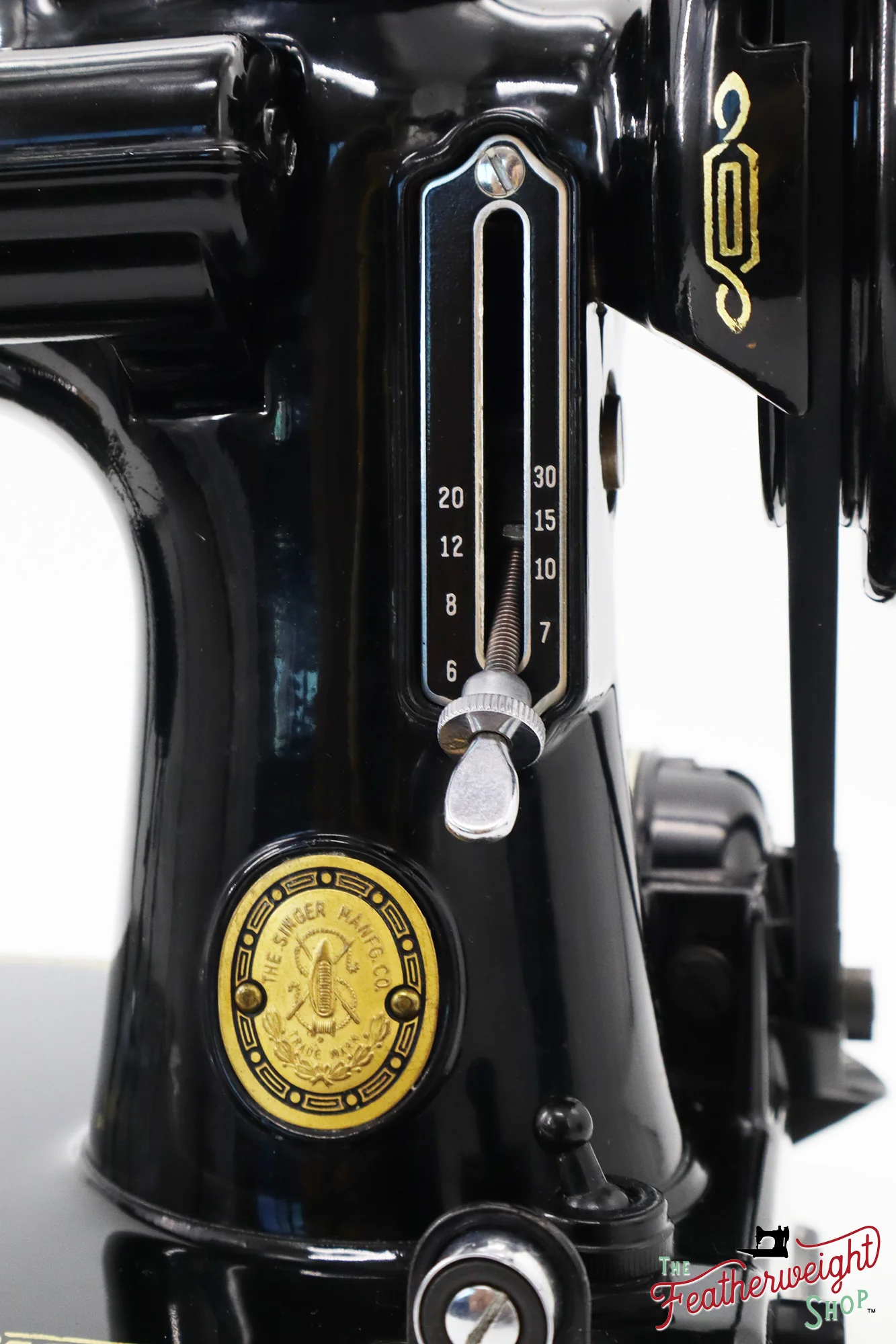 Singer Featherweight 221 Sewing Machine, AL404*** - 1953 - Image 13