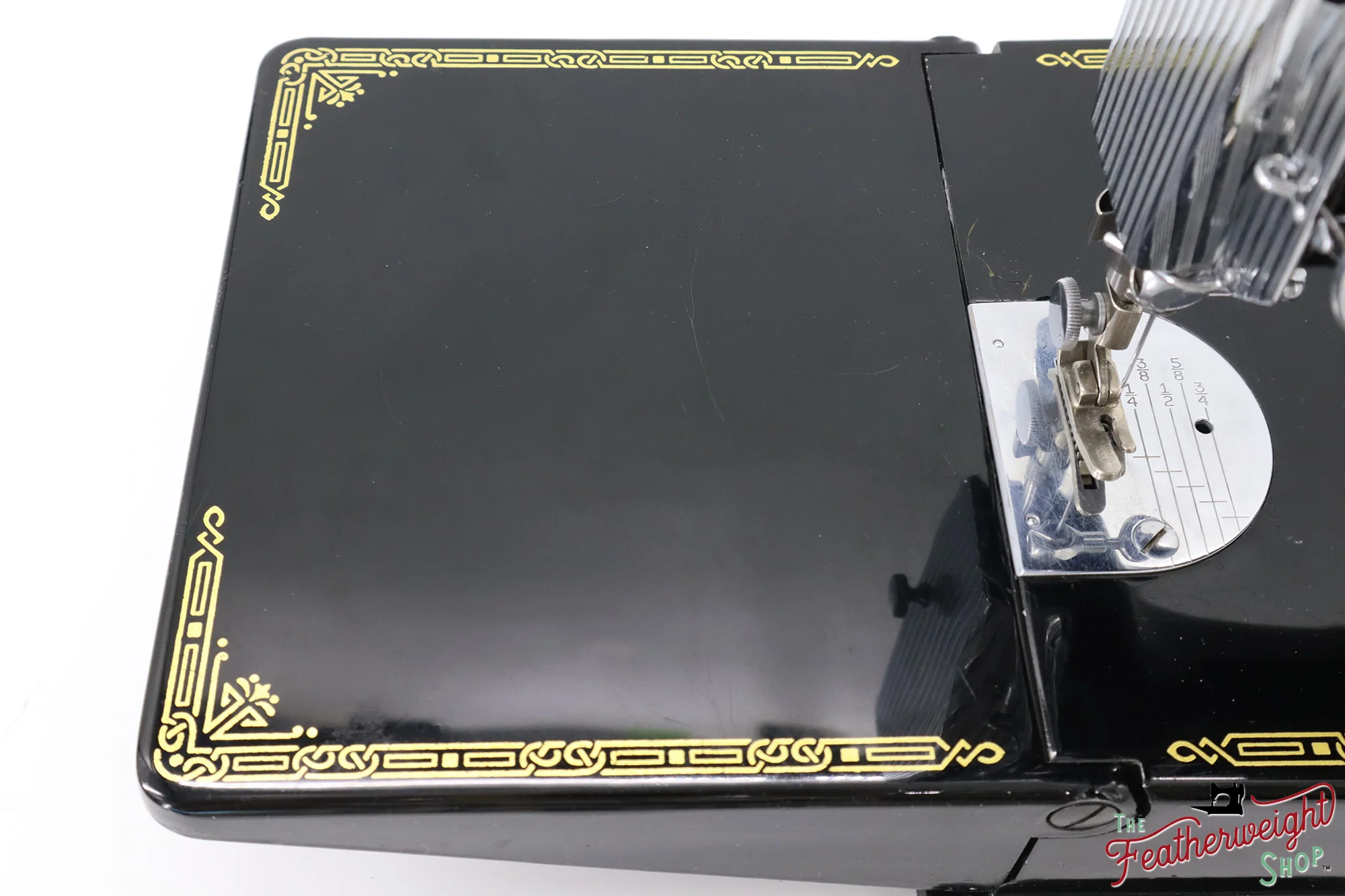Singer Featherweight 221 Sewing Machine, AL550*** - 1953 - Image 10