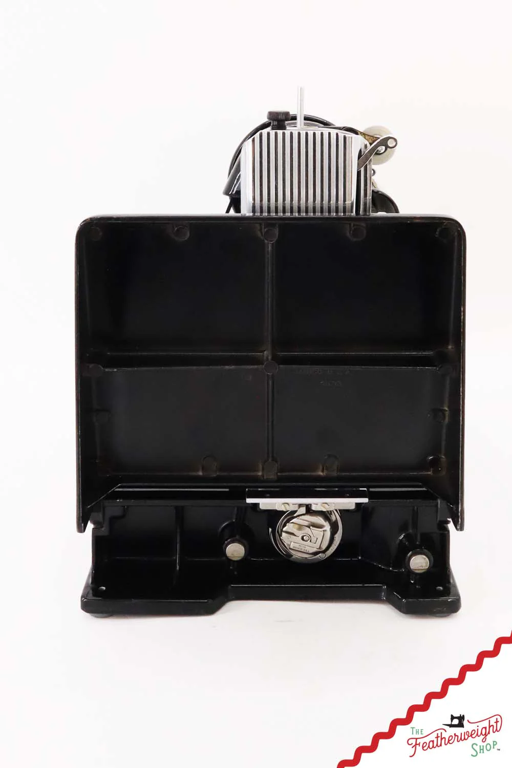 Singer Featherweight 221 Sewing Machine, AL9069** - 1955 - Image 4