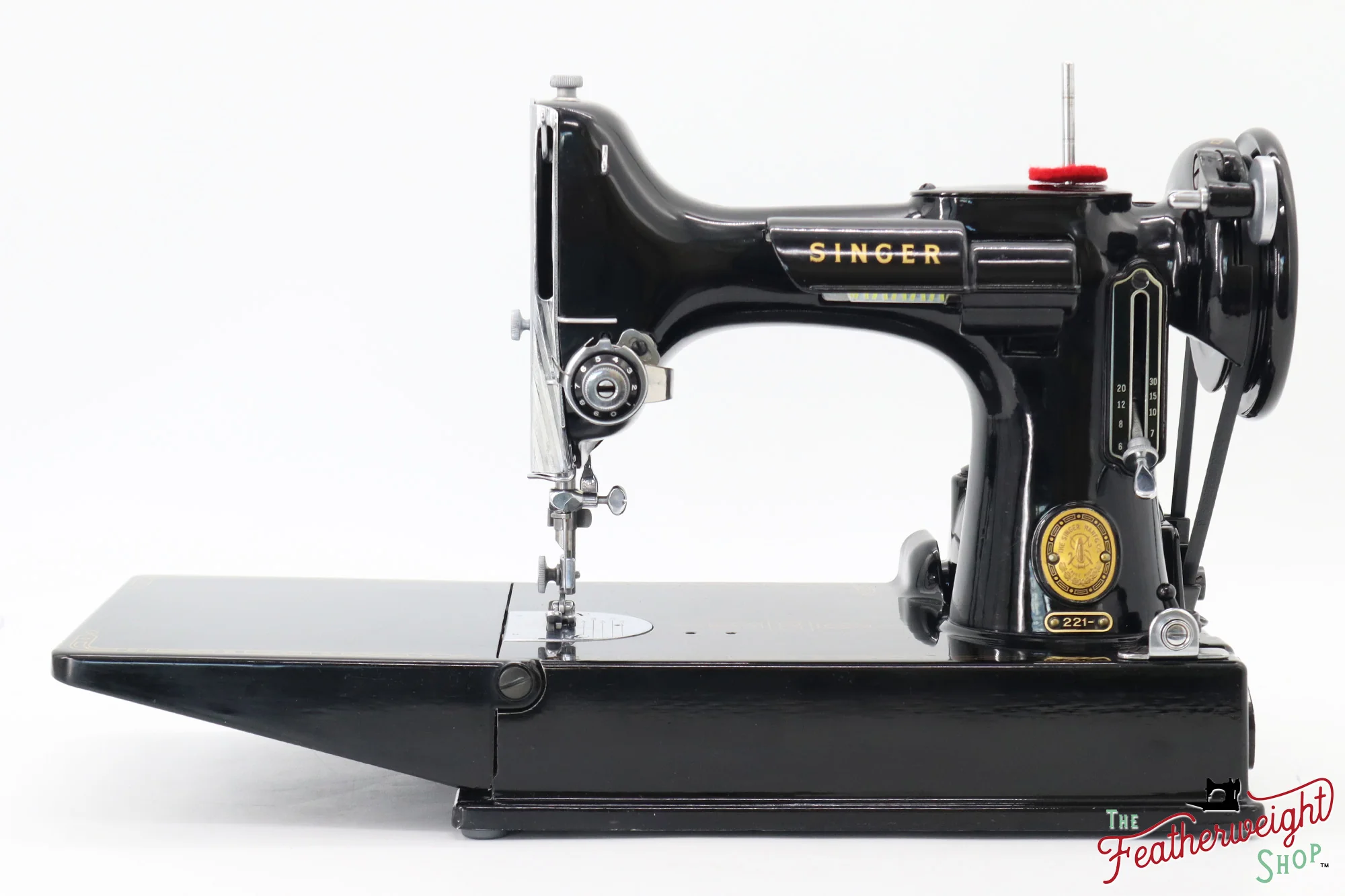 Singer Featherweight 221 Sewing Machine, AM1615** - 1955 - Image 3