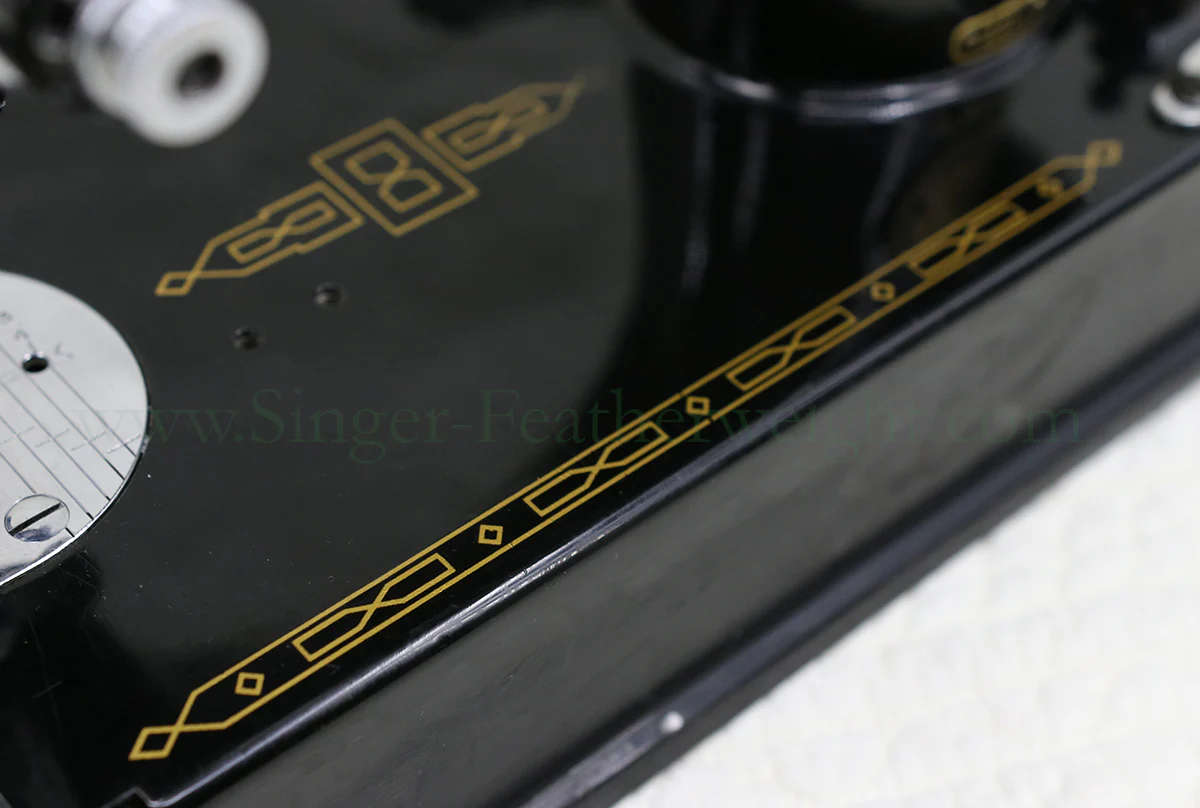 Singer Featherweight 221 Sewing Machine, AM383*** - Image 10