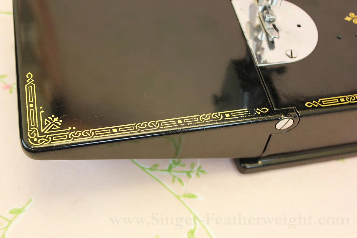 Singer Featherweight 221 Sewing Machine GOLDEN GATE SAN FRANCISCO Edition AF090*** - Image 10